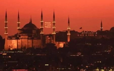 5 Mart 2025'te Ankara'da teravih namazı saati belli oldu, yatsı vakti saat 20:09