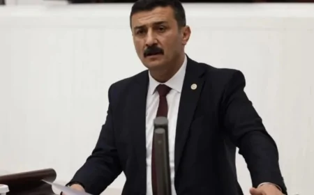 İYİ Partili Selçuk Türkoğlu: 'Mutfakta yangın var, iftar sofraları bile lüks oldu'