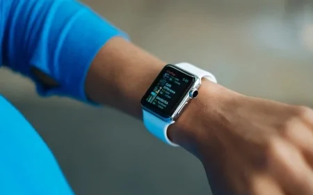 Akıllı saat pazarında tarihi düşüş: Apple ve Samsung'un satışları geriledi