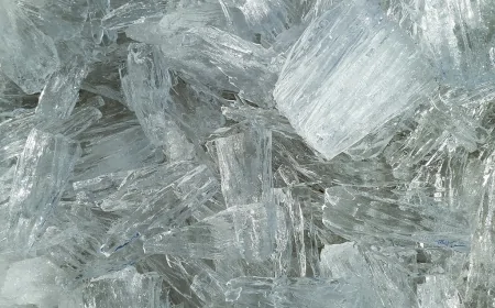 Kristal Meth Bağımlılığı: Beyni ve Bedeni Esir Alan Tehlike