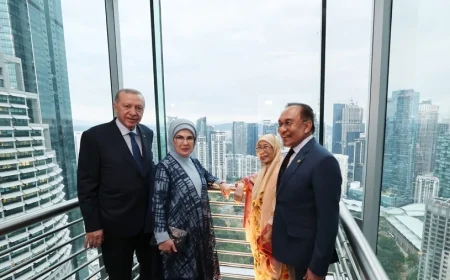 Emine Erdoğan, Kuala Lumpur’da Türkiye-Malezya Stratejik İşbirliği Programı’na Katıldı