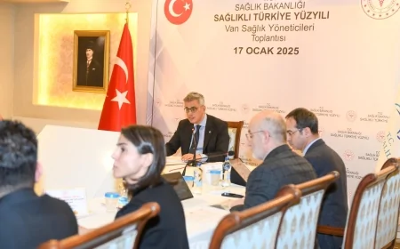 Sağlık Bakanı Prof. Dr. Kemal Memişoğlu Van’ı Ziyaret Etti