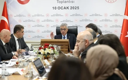 Prof. Dr. Kemal Memişoğlu Başkanlığında Düzce Sağlık Yöneticileri Toplantısı Yapıldı