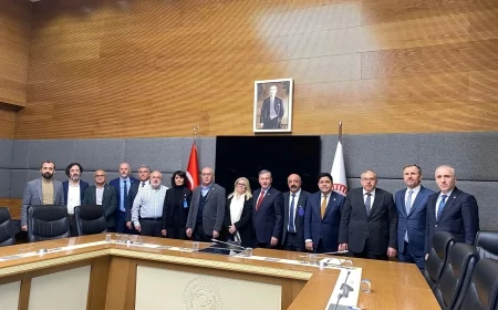 TBMM’de Alevi-Bektaşi STK Temsilcileri ile Görüşme Gerçekleştirildi