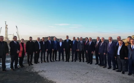 Sağlık Bakanı Prof. Dr. Kemal Memişoğlu, Rize’deki Hastane İnşaatlarını İnceledi