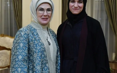 Emine Erdoğan, Suriye Cumhurbaşkanı Ahmed Şara’nın Eşi Latife El Durubi ile Görüştü