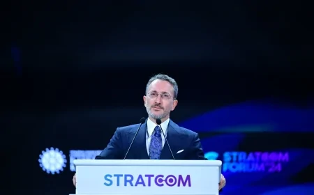 Stratcom Forum’24’te Yapay Zekâ Tartışıldı: “Hakikat Aktivizmi” Vurgusu
