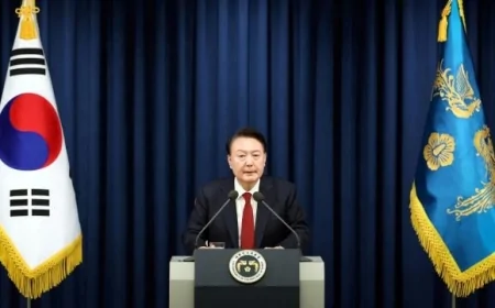 Kore Cumhuriyeti’nde Sıkıyönetim İlan Edildi