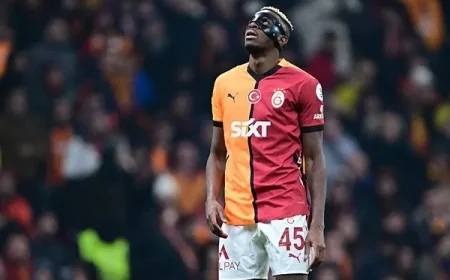 Victor Osimhen için dev takas! 11 oyuncu gönderilecek!