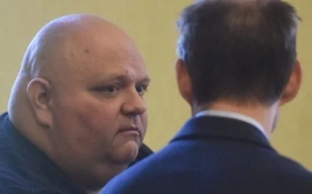 ABD’de Bir Adam Kendine Mahkeme Kurup Kendi Evliliğini Bitirdi: Hukukun Sınırları Zorlanıyor