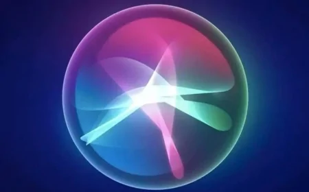 Apple’da yapay zeka stratejisinde köklü değişim: Siri ekibinin lideri görevden alındı