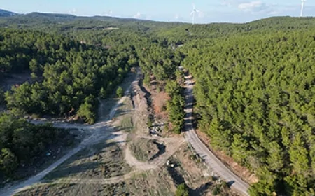 Urla’da 650 villalık projeye ikinci keşif: Belediye Başkanı Balkan’dan yangın ve altyapı uyarısı