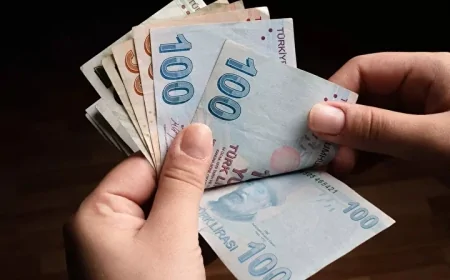 Ramazan Bayramı öncesi maaşlar erken mi yatacak: 65 yaş ve engelli aylığı için beklenen açıklama yapılmadı