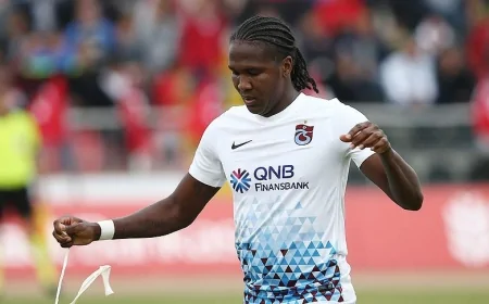 Hugo Rodallega'dan genç futbolcuya sert tepki: 'Açık bir saygısızlık'