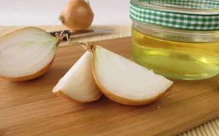 Soğan doğrarken göz yanmasına karşı etkili 3 yöntemle mutfakta rahat nefes alın