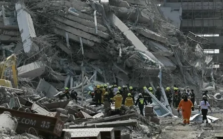 Myanmar'da Peş Peşe Meydana Gelen Depremlerde 25 Kişi Hayatını Kaybetti, Ava Köprüsü Irrawaddy Nehri'ne Çöktü