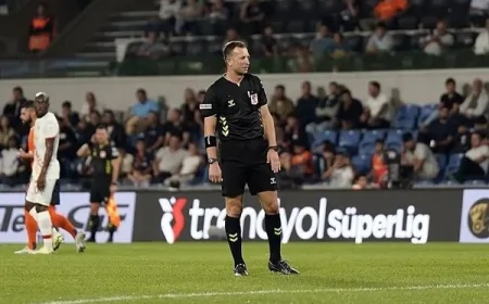 Beşiktaş, Galatasaray derbisine 2002 Şampiyonlar Ligi finalini yöneten hakemi getiriyor