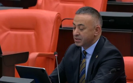 CHP’li Mehmet Tahtasız’dan Maltepe Mitingi Mesajı: ‘Cumhurbaşkanı İmamoğlu’ diye haykıran yüz binlerce yurttaşla bir aradayız