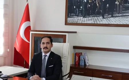 Dargeçit Kaymakamı M. Enes İpek’ten Bayram Mesajı: ‘Ramazan, birliğimizin ve dirliğimizin simgesidir’