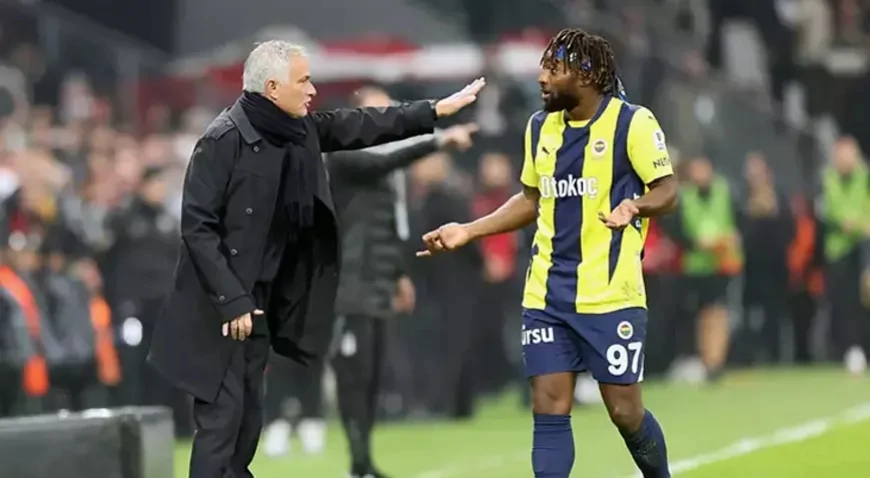 Saint-Maximin'den Mourinho'ya sert gönderme: 'Yalan çiçek verir ama...'