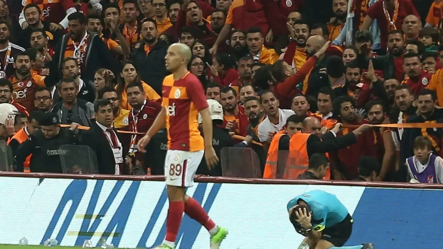 Galatasaray’ın eski yıldızı Feghouli takım arıyor: Sosyal medyadan mesaj attı