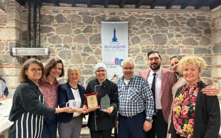 Pastacılık hayalleri gerçek oldu: Sağır ve işitme engelliler sertifikalarını aldı