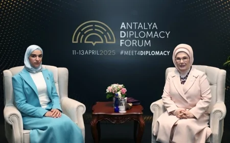 Antalya’da dikkat çeken zirve: Emine Erdoğan ve Latife El Durubi’den ortak mesaj