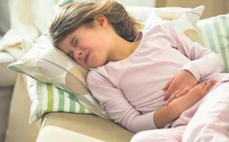 Çocuklarda uzun süren karın ağrısı apandisit belirtisi olabilir: Uzm. Dr. Sinan Kılıç uyardı