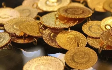 Altın fiyatlarında kritik uyarı! Uzmanlar düşüş sonrası yeni rekoru işaret etti