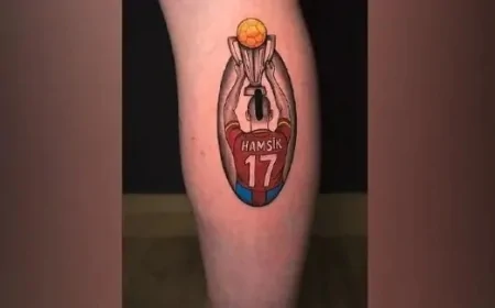 Marek Hamsik, Trabzonspor'un Şampiyonluk Kupasını Vücuduna Kazıdı