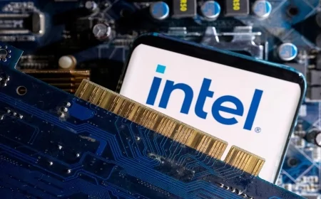 Intel, 16,7 milyar dolara aldığı Altera'nın çoğunluk hissesini 4,46 milyar dolara elden çıkardı