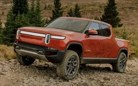 Rivian CEO’su RJ Scaringe: 'Çin, elektrikli araç dönüşümünde ABD’nin altı katı hızla ilerliyor'