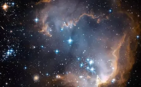 35 Yıldır Görevdeki Hubble’dan Mars’tan Galaksilere Uzanan Dört Büyüleyici Kare