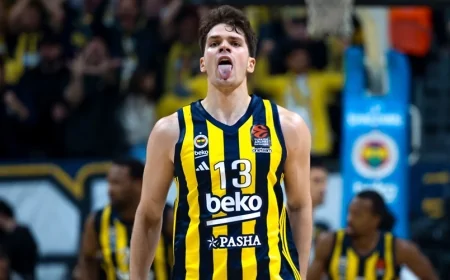 Fenerbahçe Beko, Paris'i Farklı Geçerek Seride 2-0 Öne Geçti: Biberovic Parladı