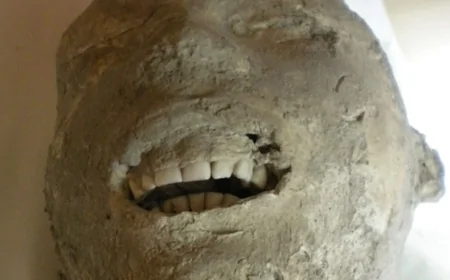 Antik Roma'da diş beyazlatmak için kullanılan şaşırtıcı yöntem: İdrarlı macun