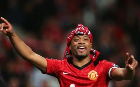 Manchester United efsanesi Patrice Evra kafese iniyor: İlk rakibi yolda, Nurmagomedov teklif sundu