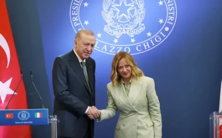 Meloni: 'Türkiye ile işbirliği sayesinde sığınmacı akışı sıfırlandı'