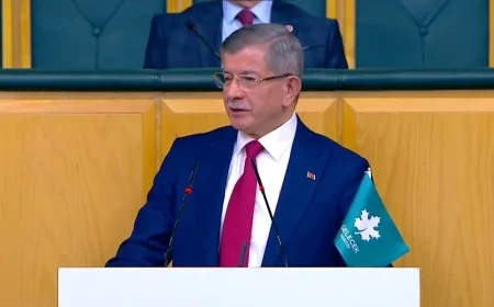 Ahmet Davutoğlu’ndan Kanal İstanbul ve Ekonomiye Sert Eleştiriler: ‘İstanbul'un Ahını Alanlar Asla Abad Olmaz’