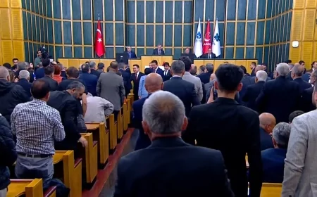 Üç muhalefet liderinden hükümete ortak çıkış: 'İşçiyi ezene, milleti unutan düzene dur diyeceğiz'