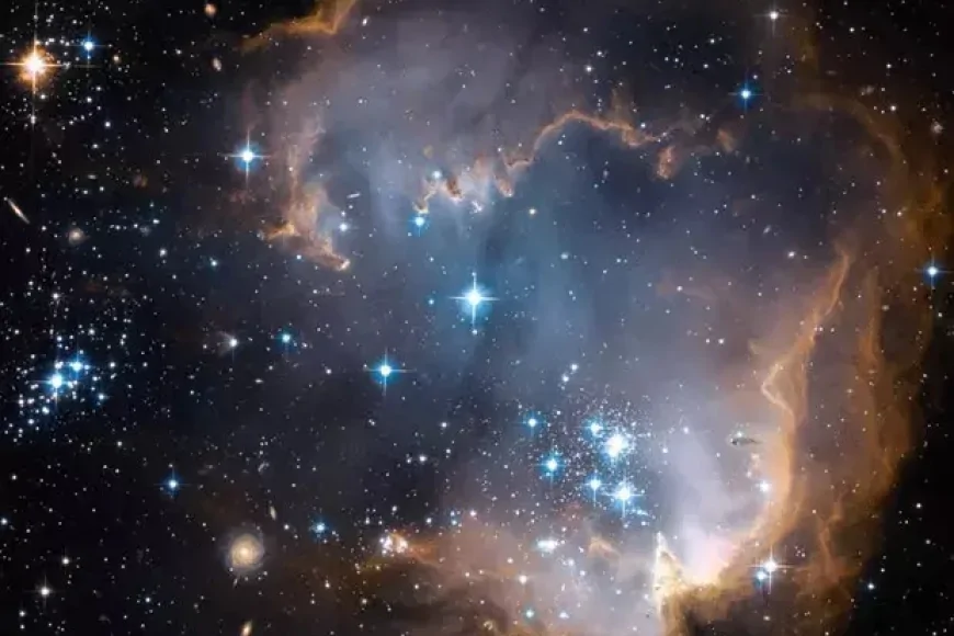 35 Yıldır Görevdeki Hubble’dan Mars’tan Galaksilere Uzanan Dört Büyüleyici Kare