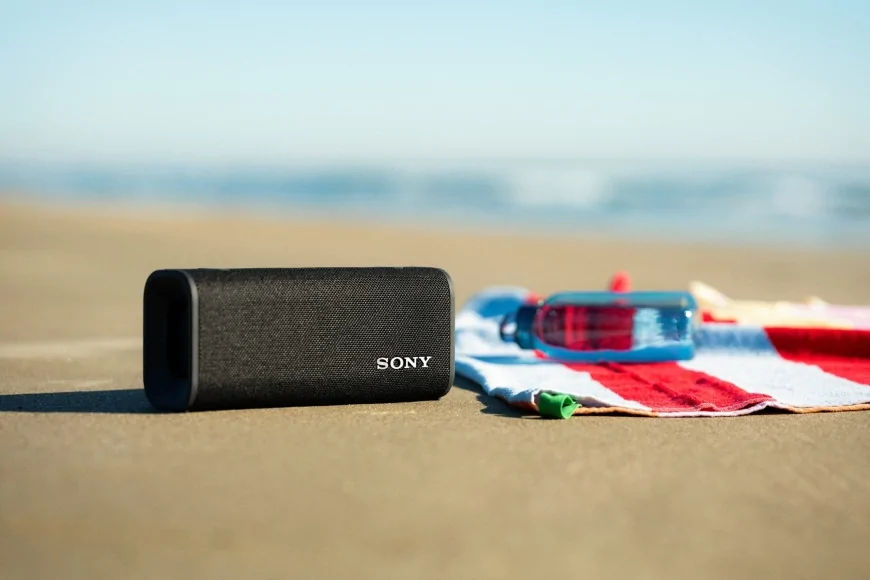 Sony’den dış mekanlara özel hoparlör serisi: ULT Field 3 ve 5 taşınabilir powerbank özellikli ses bombaları tanıtıldı