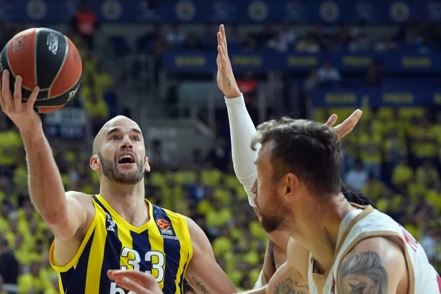 Fenerbahçe Beko Final Four'a uzatmada ulaştı: Jasikevicius'u jakuzide kutladılar