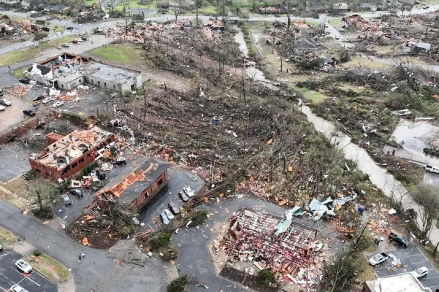 Kentucky’de 48 saatte metrekareye 170 mm yağdı: 10 ilçe felaket bölgesi ilan edildi