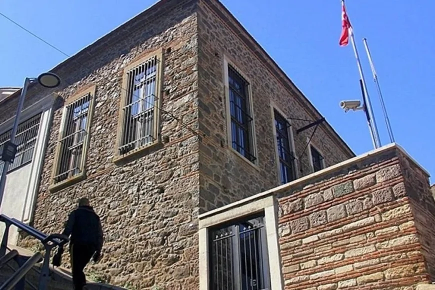 İzmir’de 19. Yüzyıla ait Fransız Okulu müze haline getirildi