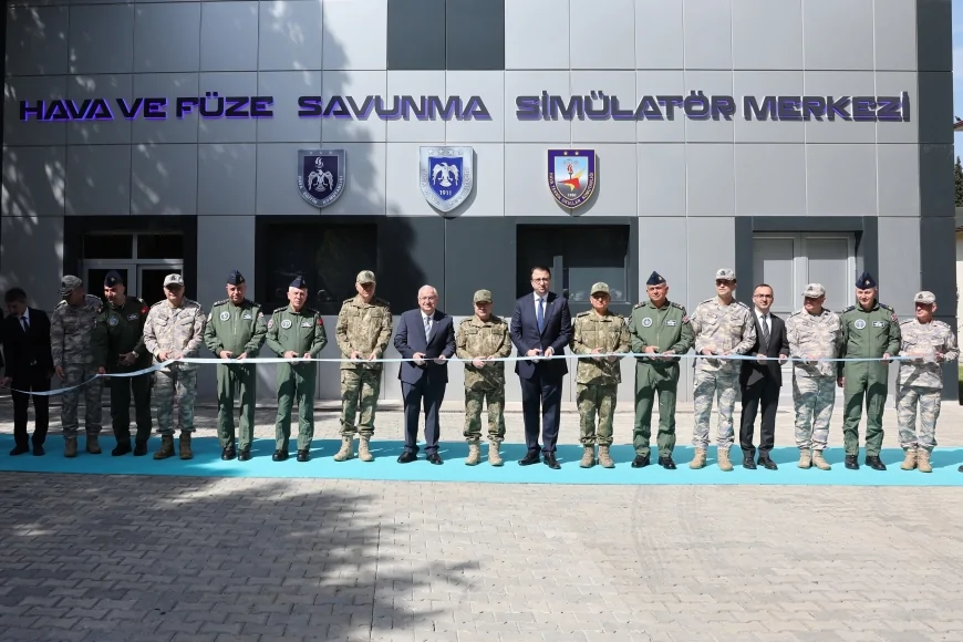 Milli Savunma Bakanı Yaşar Güler İzmir’de Hava ve Füze Savunma Simülatör Merkezi'nin açılışına katıldı