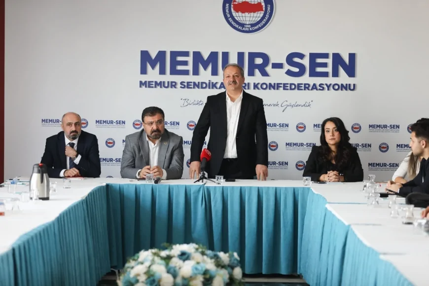 Sağlık-Sen 63 Avukatıyla Hukuki Gücünü Gösterdi: 'Türkiye'nin En Güçlü Sendikal Hukuk Departmanıyız'