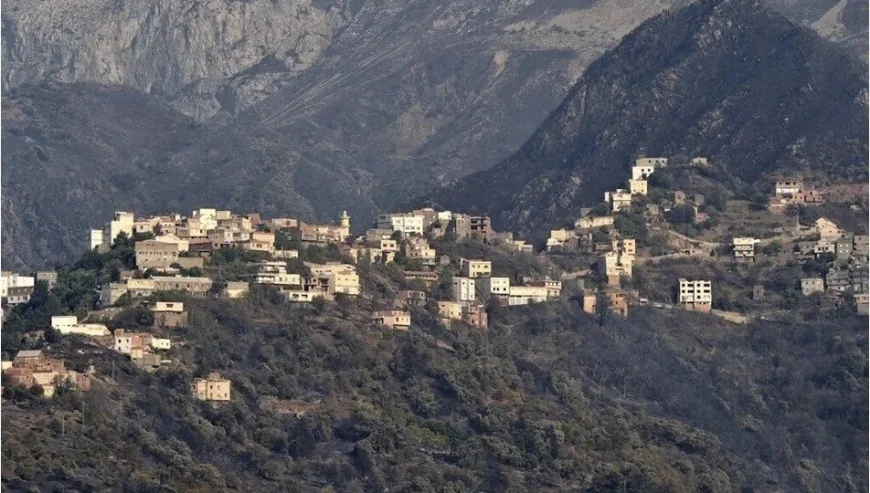 Oran’da toprak kayması onlarca evi yuttu: 4 ölü, 13 yaralı
