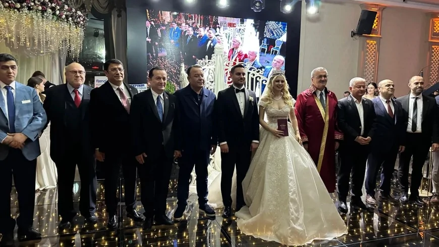 Ankara'da siyasetin ve yargının buluştuğu düğün: Akçam ve Atahanlı aileleri bir araya geldi