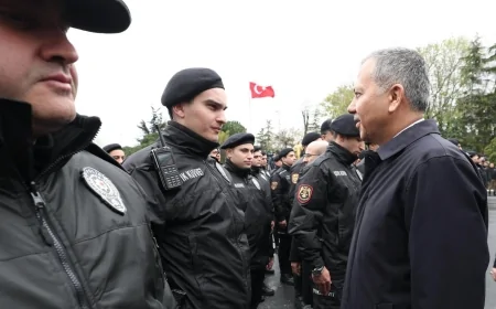 Kadın polis memuruna araçla saldırı girişimi: Emniyet aracı silah gibi kullanıldığını duyurdu