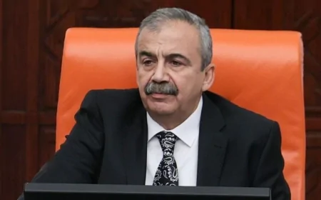 Sırrı Süreyya Önder yaşamını yitirdi, ölümüne yol açan asıl sebep neydi?